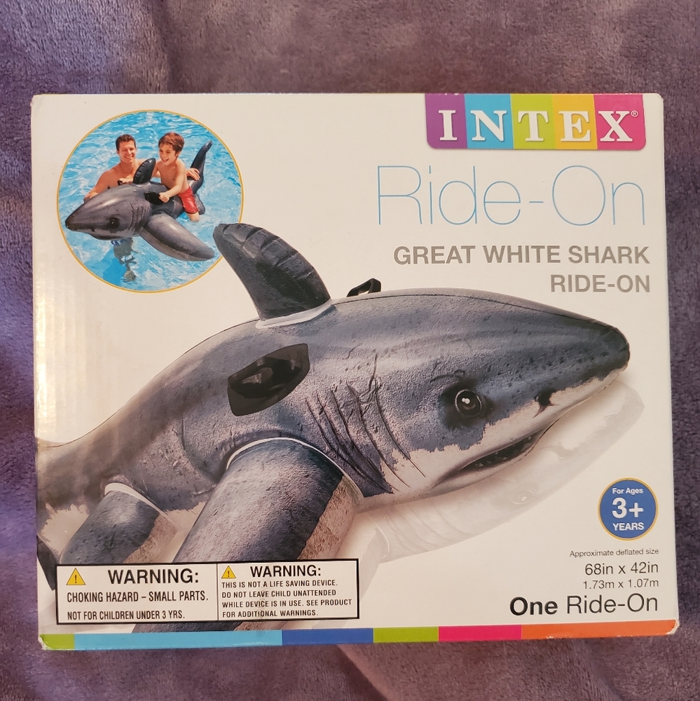 NWT Great White Shark Ride-On Inflatable Pool Float UNOPENED! - Picture 2 of 4